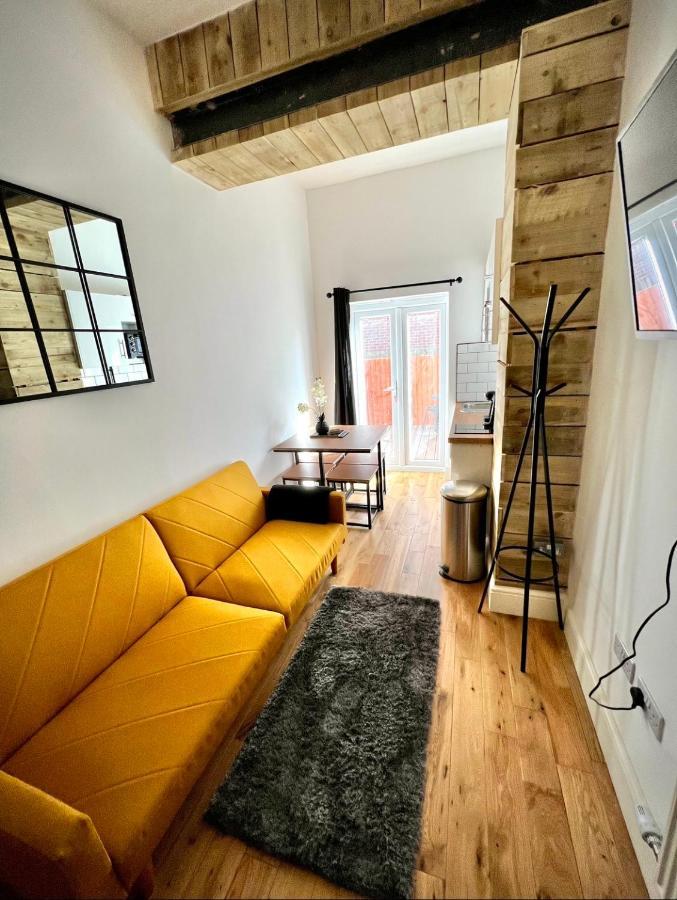 ボーンマスFlat 8, 10 St Johnsアパートメント エクステリア 写真